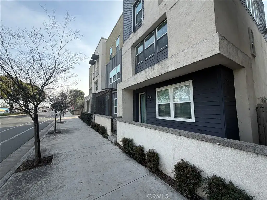 1410 N Harbor #1, Santa Ana, CA 92703 - Image #1