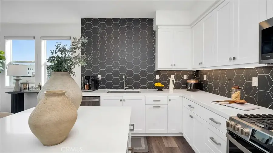 1669 W Lincoln Avenue #102, Anaheim, CA 92801 - Image #2