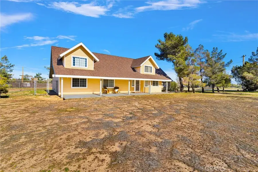 11062 Hollister Road, Oak Hills, CA 92344 - Image #2