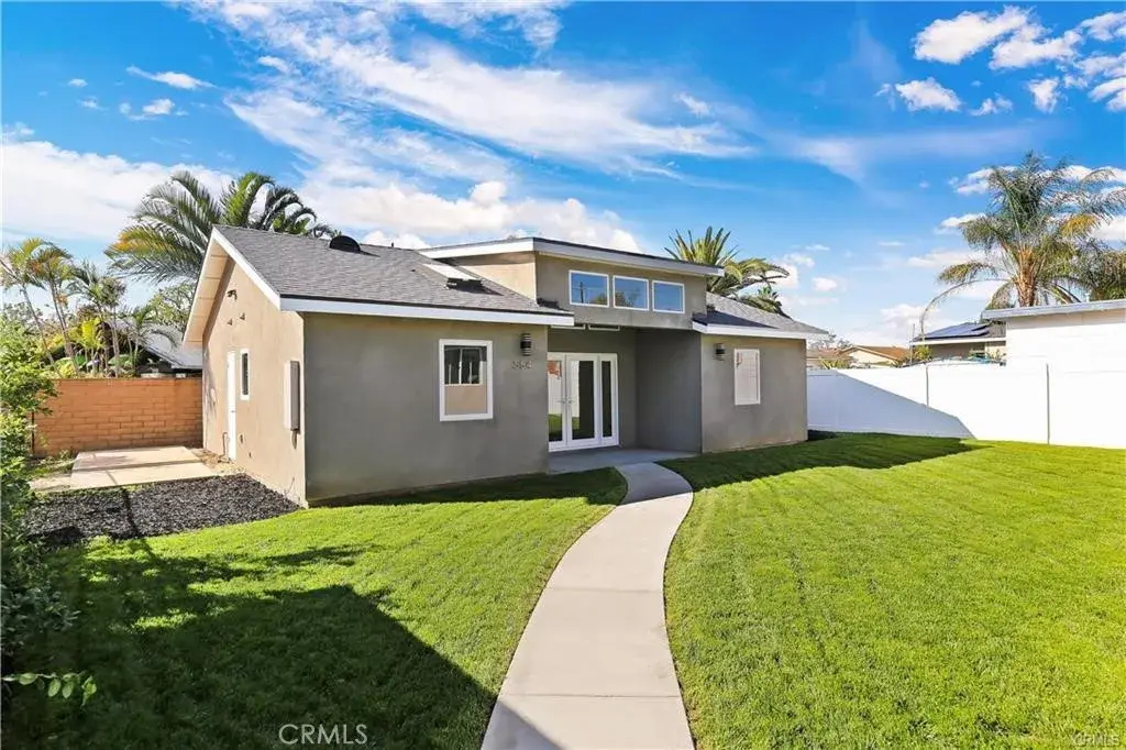 552 N Cambridge St, Orange, CA 92867 - #1