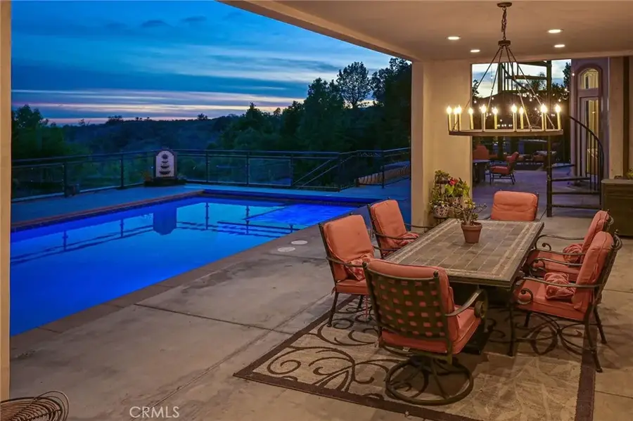 16186 Peterson, Whittier, CA 90605 - #2