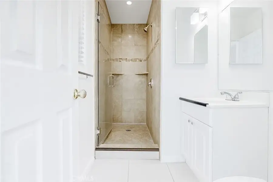 2123 W Orange Avenue, Anaheim, CA 92804 - #3