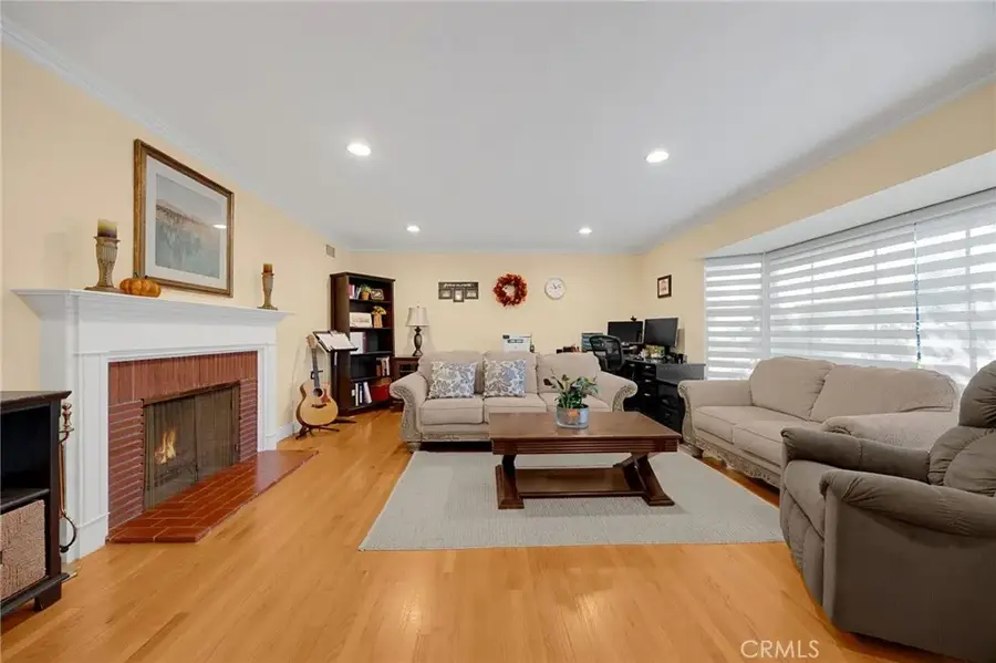 1627 Oak Tree Lane, Glendora, CA 91741 - Image #3