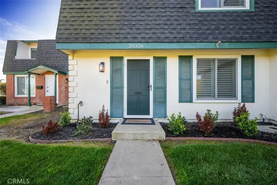 20326 Gardenia Drive, Huntington Beach, CA 92646 - #2