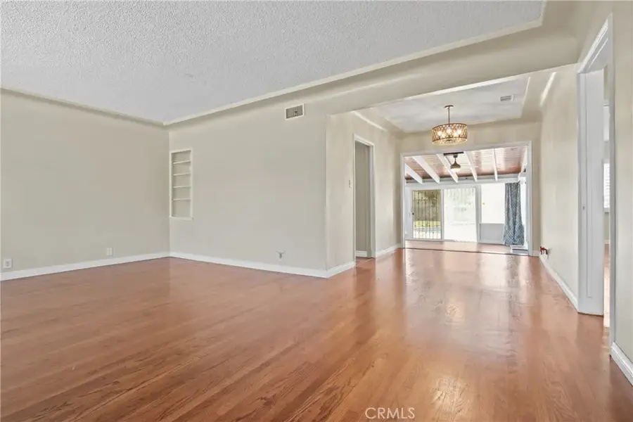 614 W 90th Street, Los Angeles, CA 90044 - Image #3