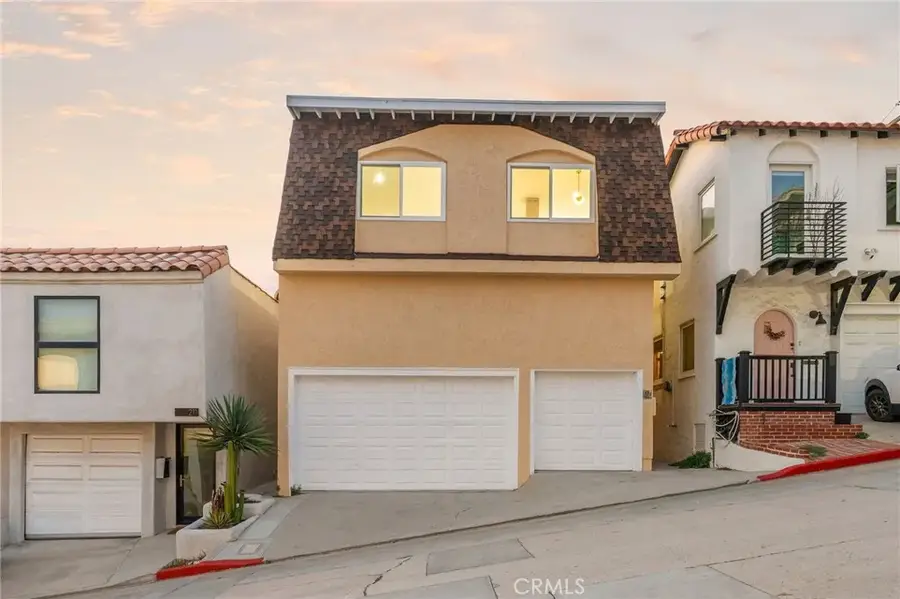 217 43rd, Manhattan Beach, CA 90266 - #3