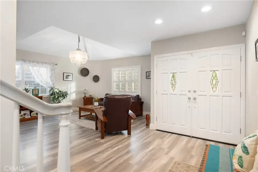 30 La Linda Drive, Long Beach, CA 90807 - Image #3