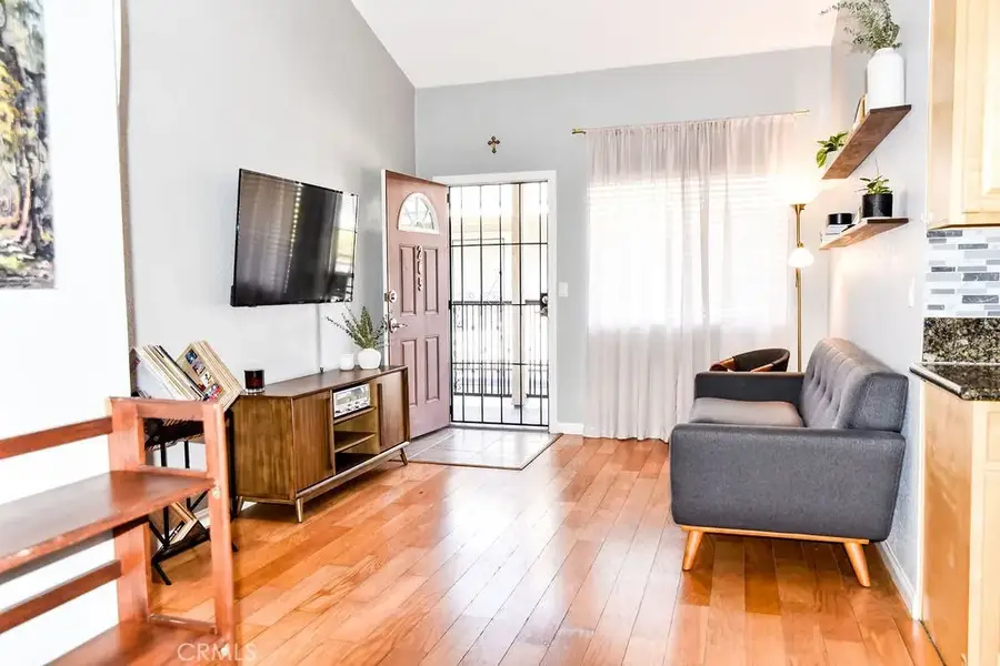 1070 Temple Avenue, Long Beach, CA 90804 - Image #2