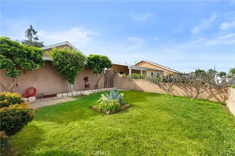 208 W 234th, Carson, CA 90745 - Image #2