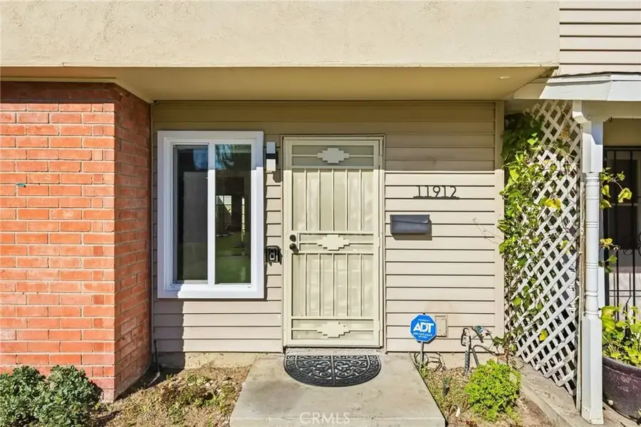 11912 Verbena Court, Fountain Valley, CA 92708 - #2