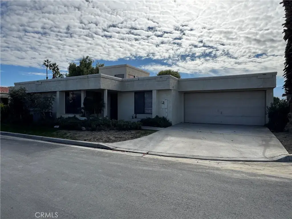 250 Via Reneca, Palm Desert, CA 92260 - #1