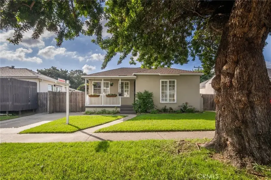 864 W 31st, Long Beach, CA 90806 - #2