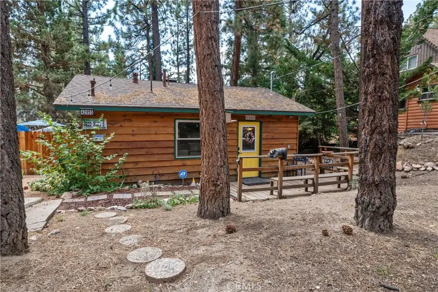 42955 Encino, Big Bear Lake, CA 92315 - Image #3