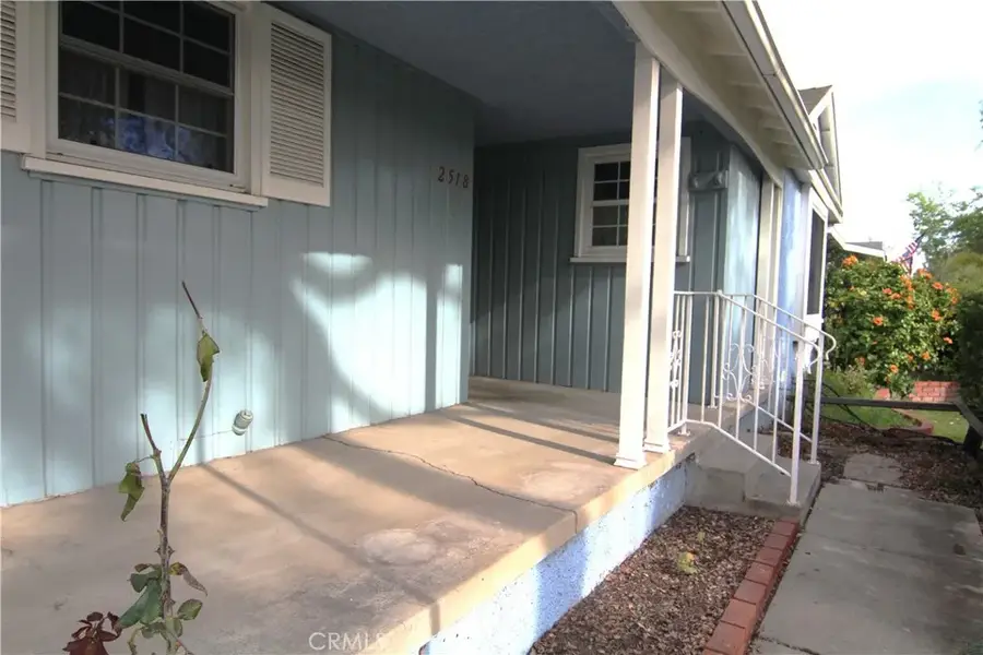 2518 Vuelta Grande, Long Beach, CA 90815 - #2