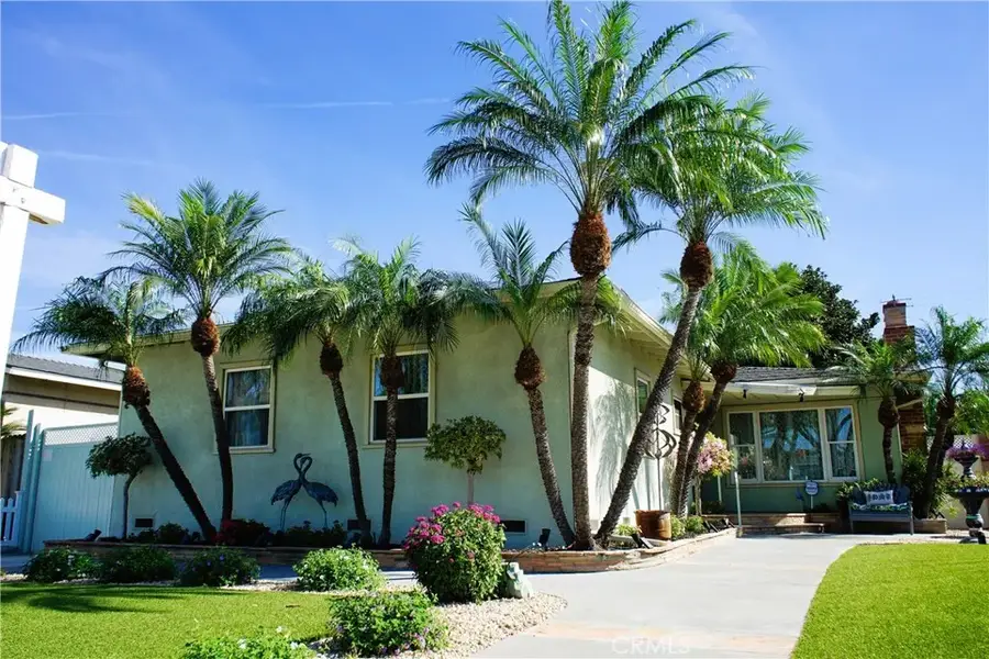 2019 Valencia, Santa Ana, CA 92706 - #2