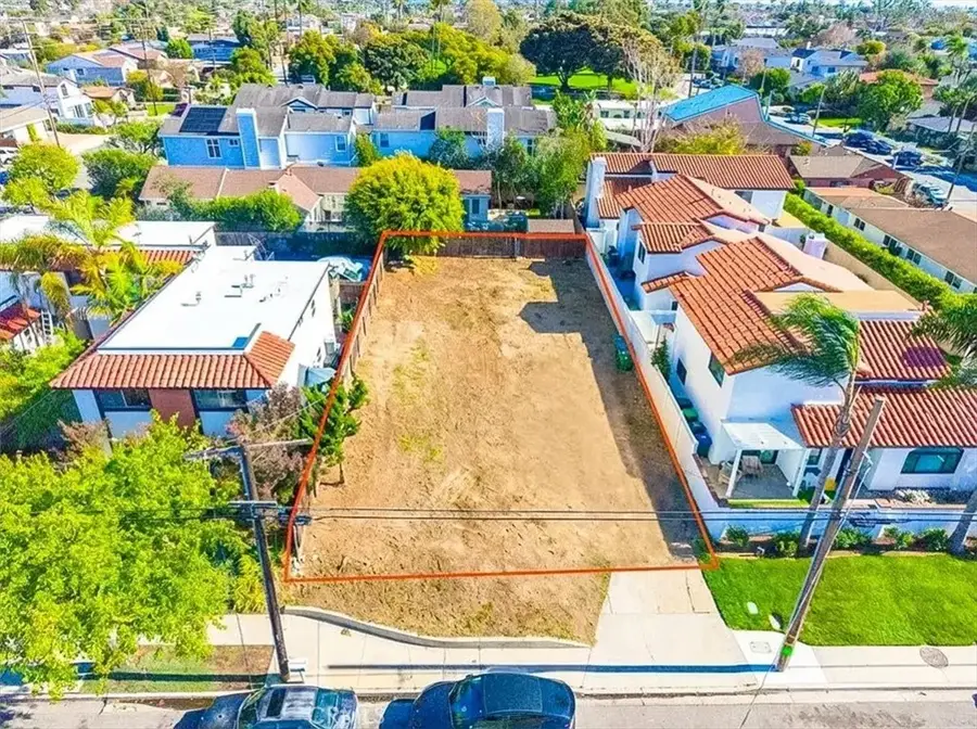 1586 Orange, Costa Mesa, CA 92627 - #2