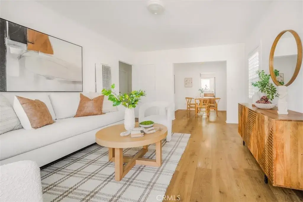 1216 E Barcelona, Long Beach, CA 90813 - #1