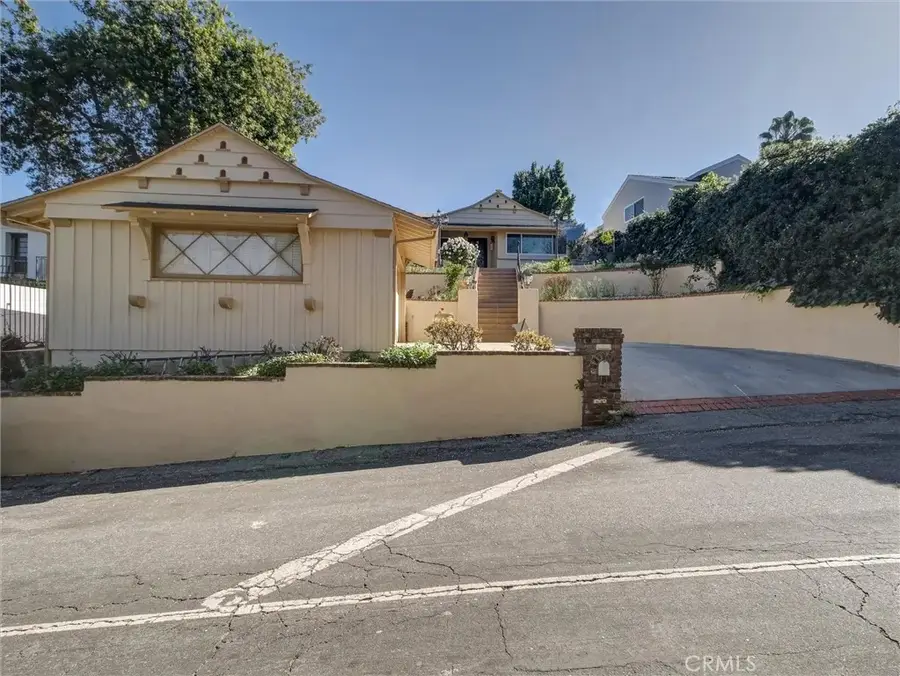 4148 Camino De La Cumbre, Sherman Oaks, CA 91423 - #2