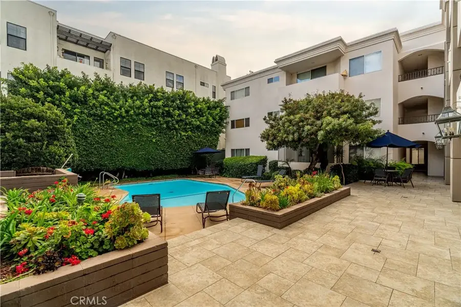 4637 Willis #208, Sherman Oaks, CA 91403 - #2