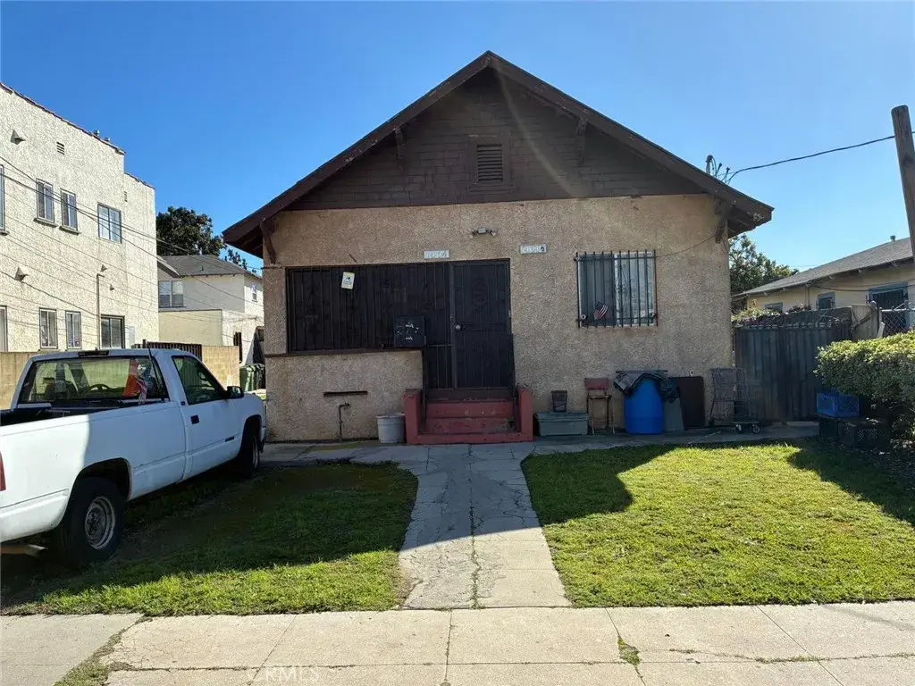 1464 W 36th Street, Los Angeles, CA 90018 - #1