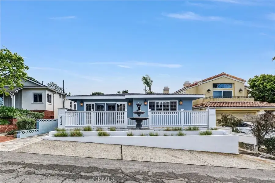 612 33rd, Manhattan Beach, CA 90266 - #3