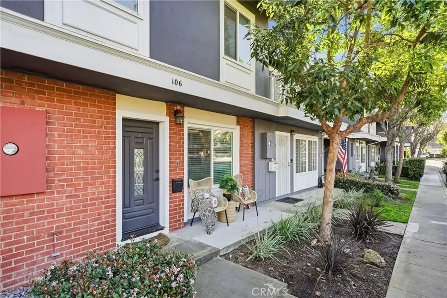 106 Lexington, Costa Mesa, CA 92626 - #3