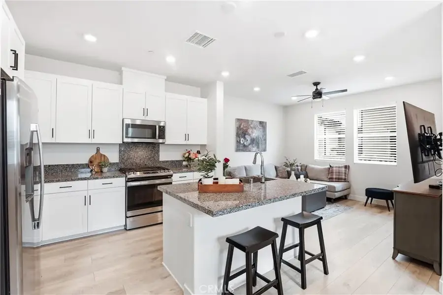 3945 Lavine Way #101, Corona, CA 92883 - #3