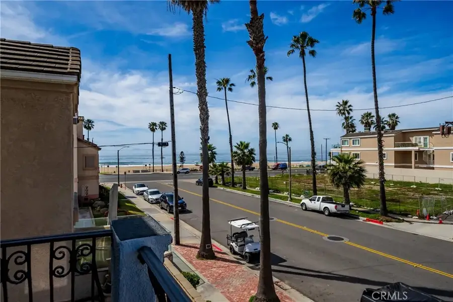 116 11th, Huntington Beach, CA 92648 - #3