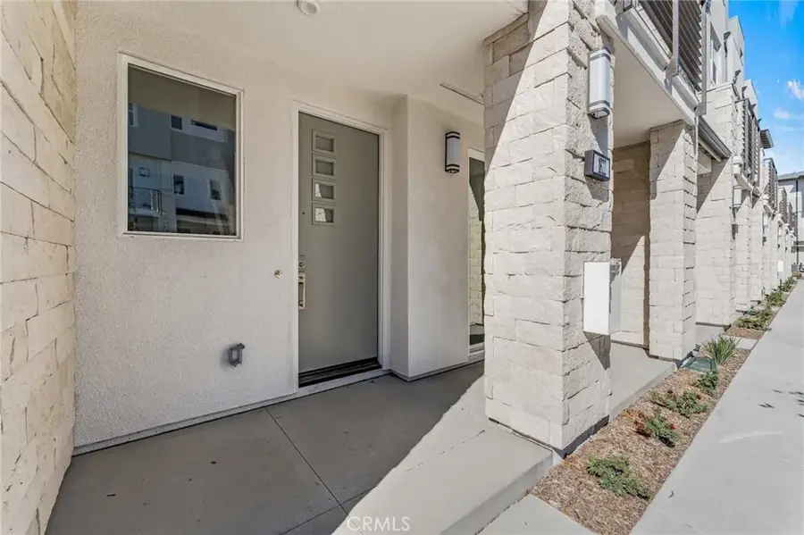 1822 W Bushell St, Anaheim, CA 92805 - #3