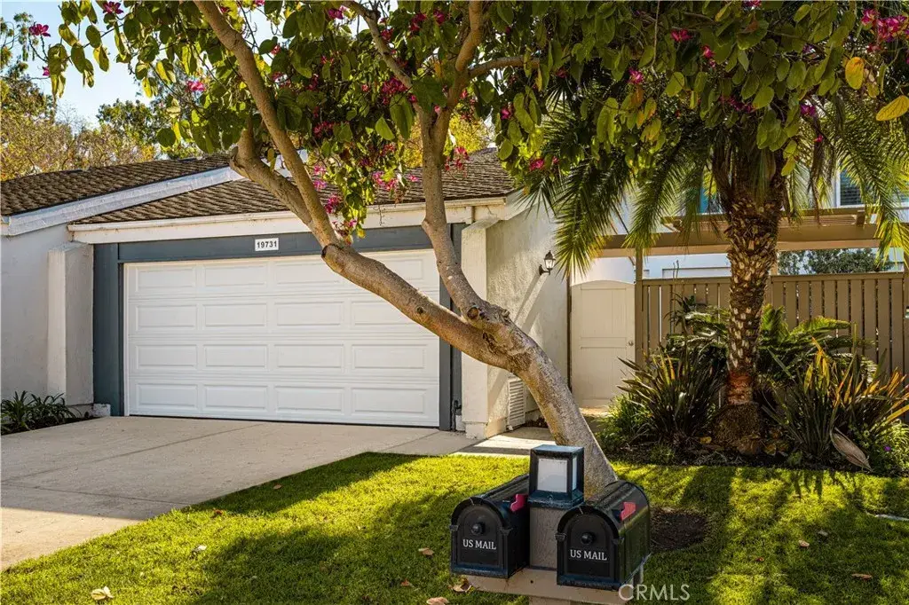 19731 Shorecliff, Huntington Beach, CA 92648 - #1