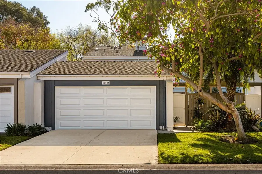 19731 Shorecliff, Huntington Beach, CA 92648 - #2