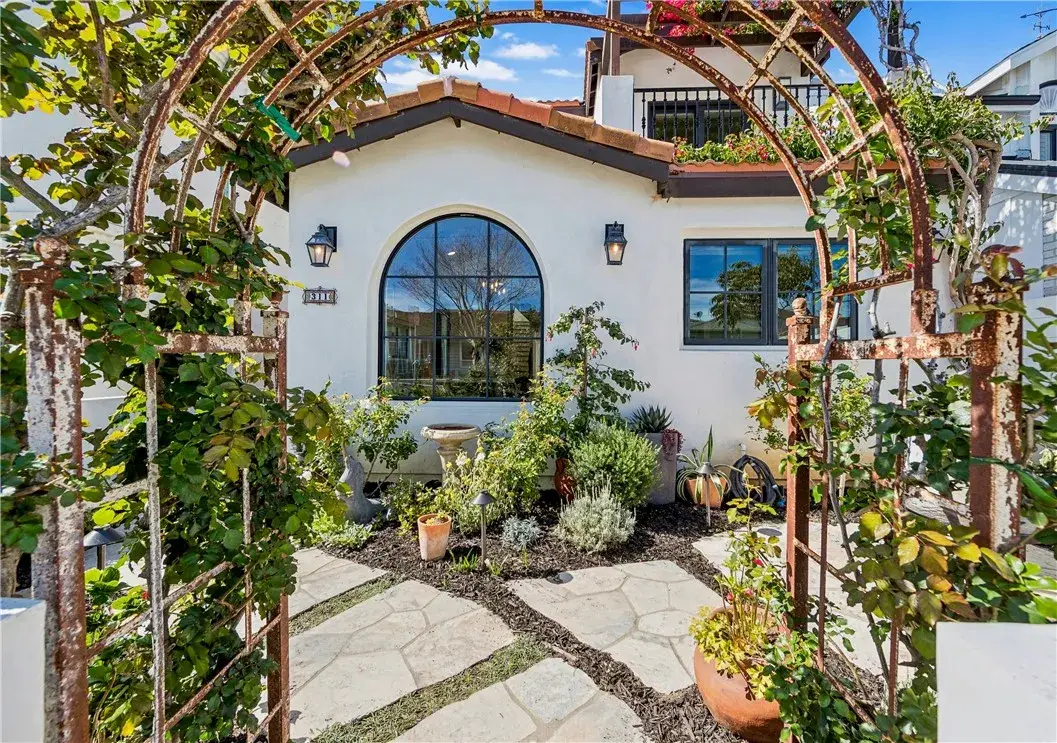 311 16th, Seal Beach, CA 90740 - #1