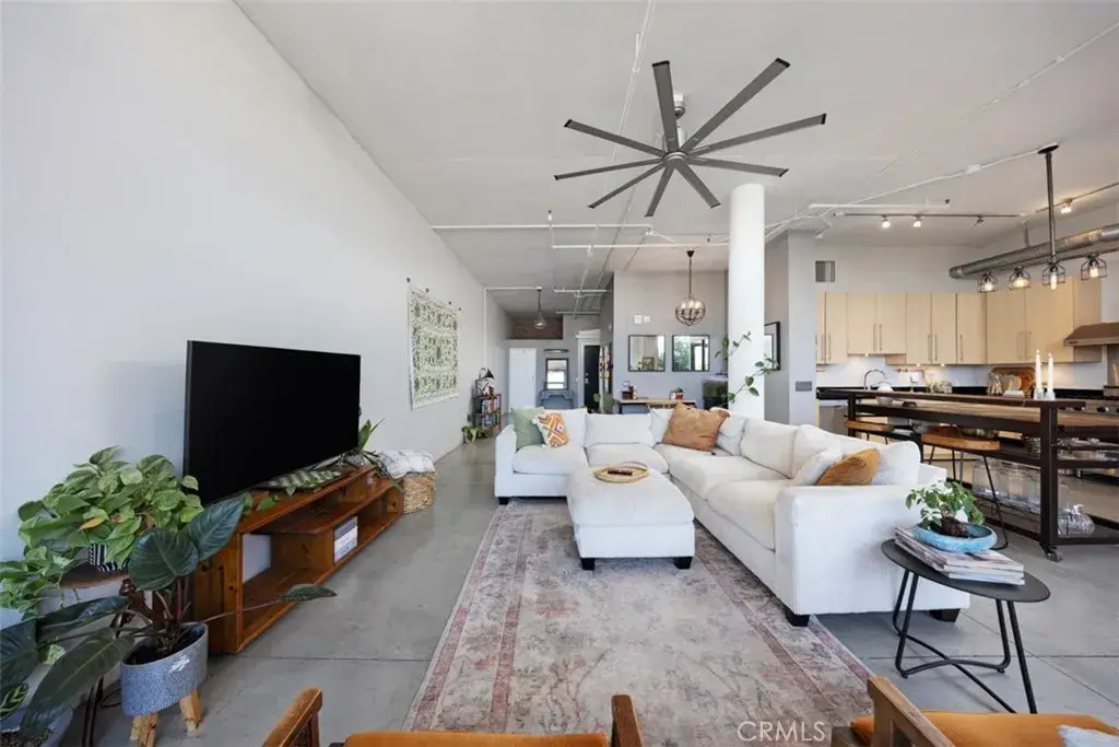 835 Locust Avenue #421, Long Beach, CA 90813 - #1