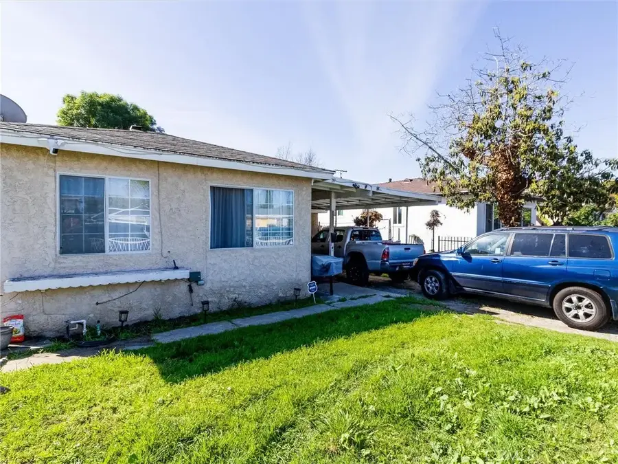 1316 W L Street, Wilmington, CA 90744 - #2