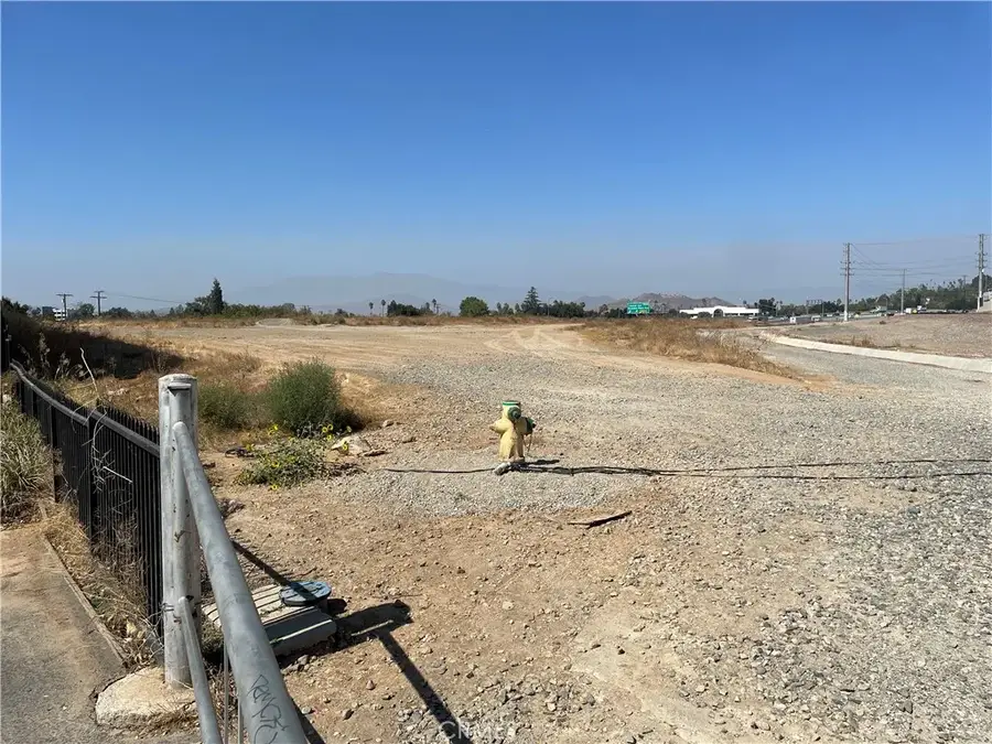 3425 Arlington, Riverside, CA 92506 - #3