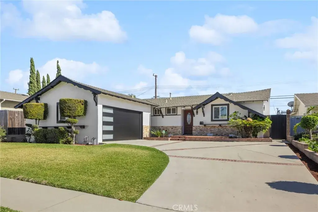 11744 Hollyview, La Mirada, CA 90638 - #1