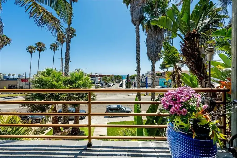 3811 E Livingston Drive #1, Long Beach, CA 90803 - #2