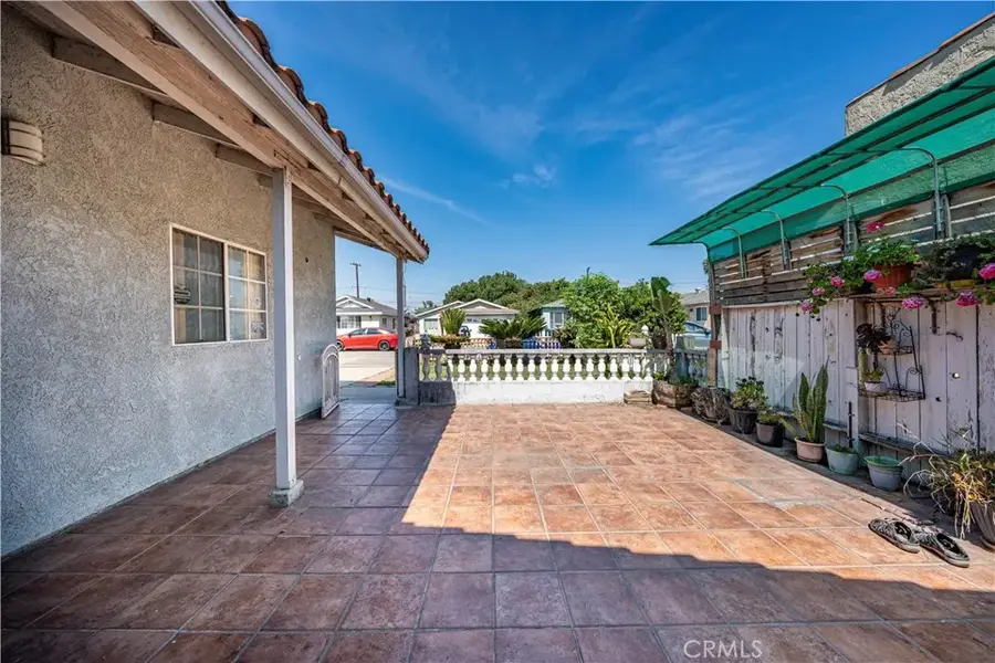 40 W Zane Street, Long Beach, CA 90805 - #3