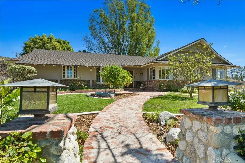 9626 La Alba, Whittier, CA 90603 - #1