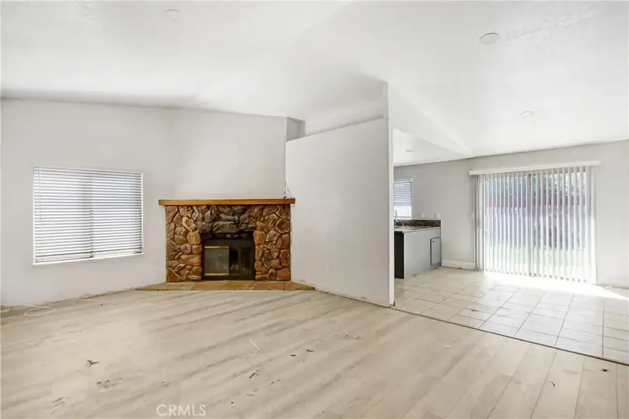 1142 W King, Banning, CA 92220 - #2