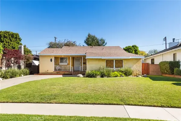 2334 Iroquois Avenue, Long Beach, CA 90815