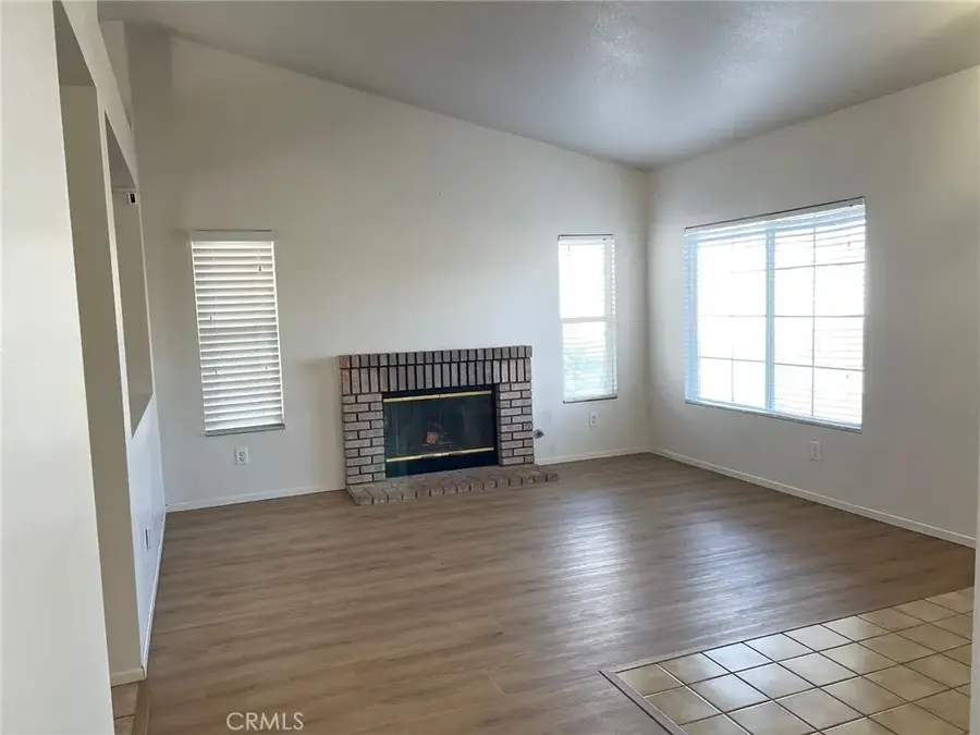 14351 Via Roca, Victorville, CA 92392 - #3