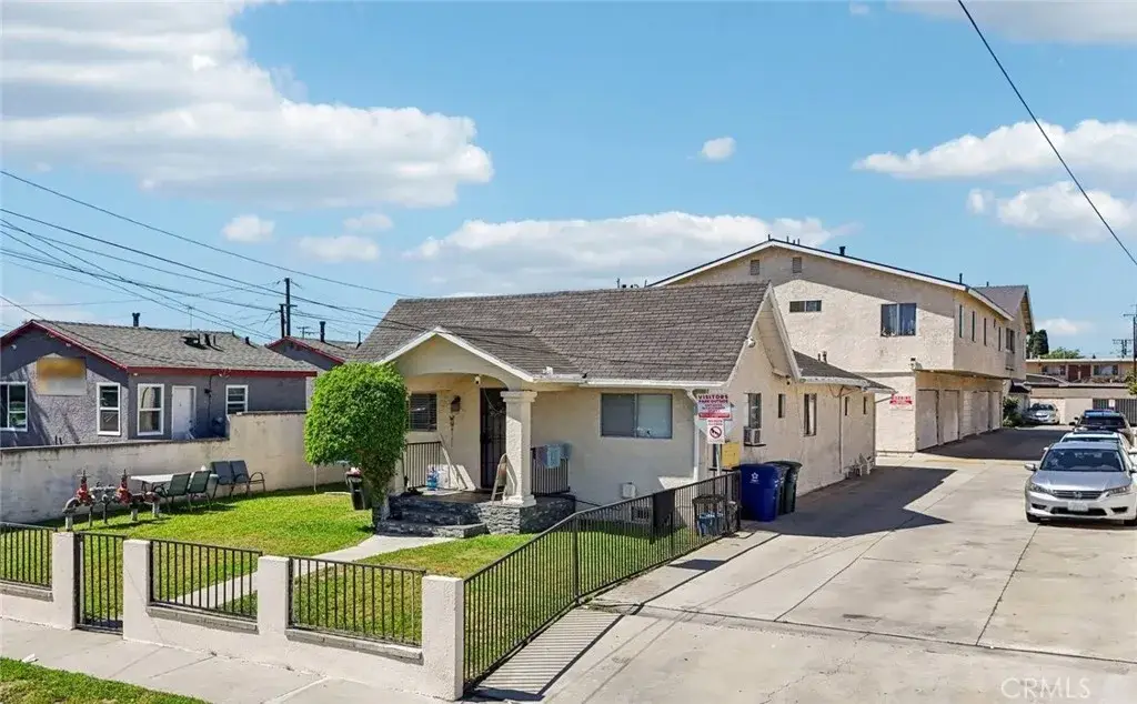 6921 Sherman Way, Bell, CA 90201 - #1