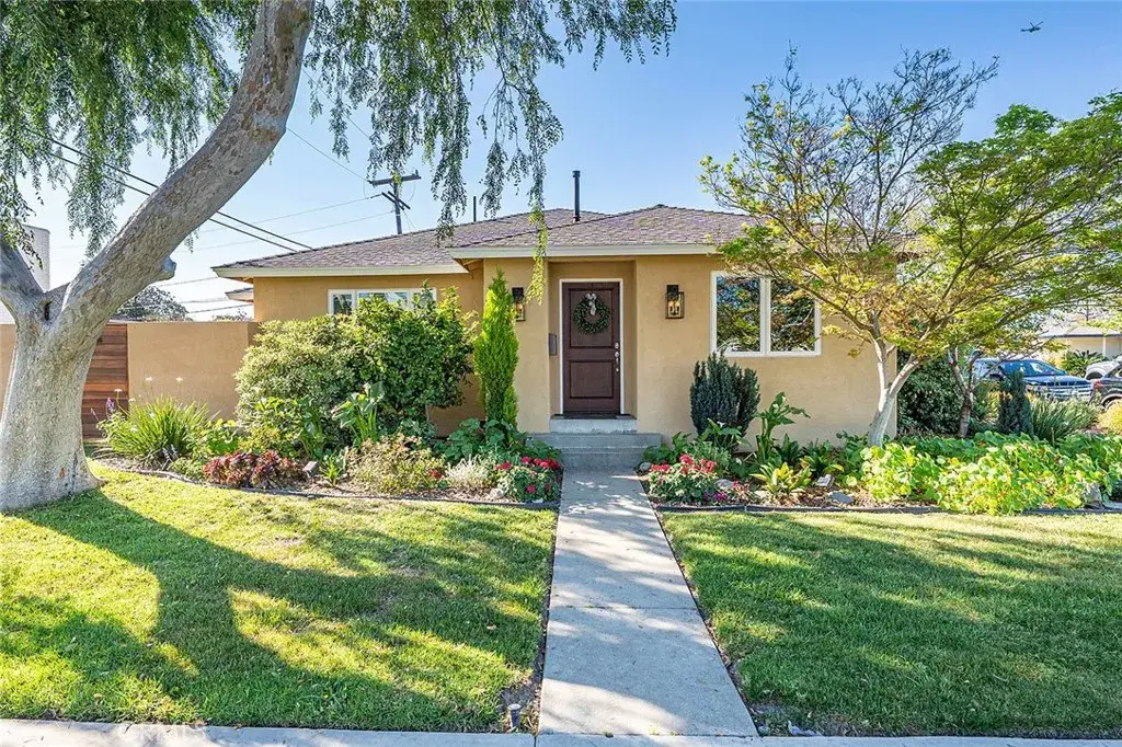 6200 E Fairbrook, Long Beach, CA 90815 - #1