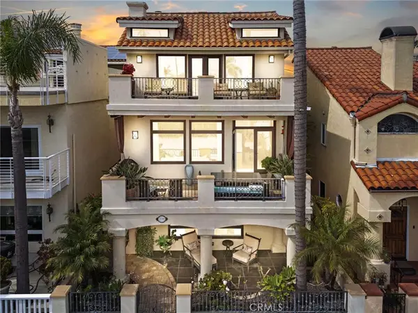 159 Angelo Walk, Long Beach, CA 90803