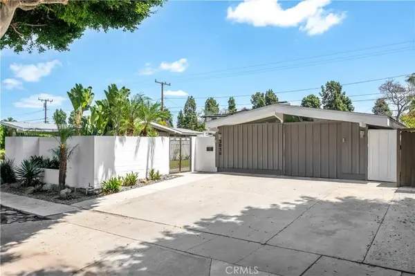 3030 Roxanne Avenue, Long Beach, CA 90808