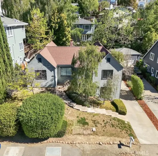 938 Leo, Oakland, CA 94611