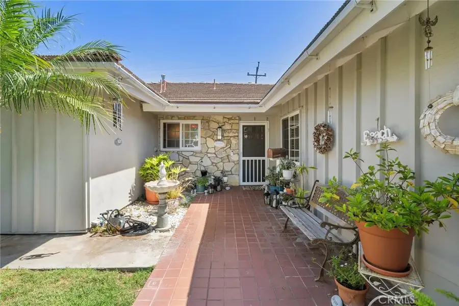 18302 Tamarind, Fountain Valley, CA 92708 - #2