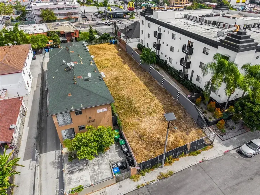 2113 W Court, Los Angeles, CA 90026 - #3