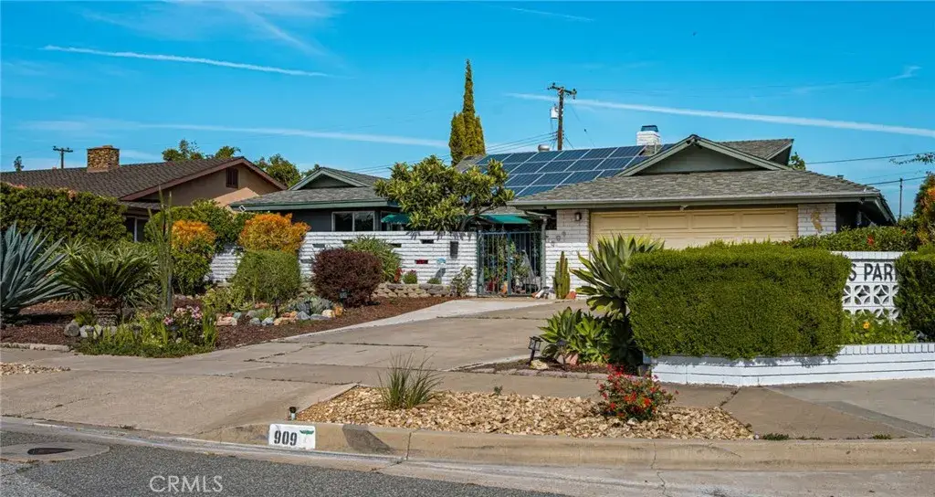 909 N Cleveland, Orange, CA 92867 - #1